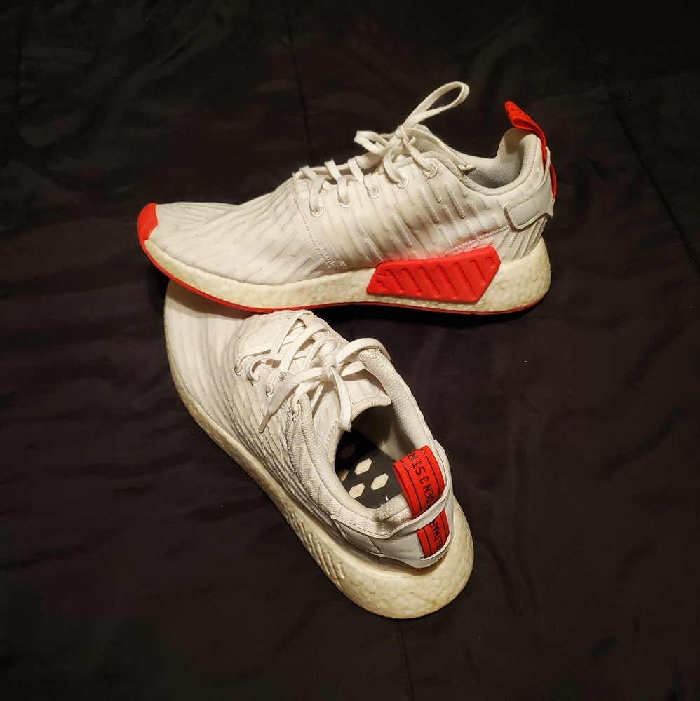 NMD R2 Red/White Adidas Sneakers